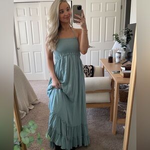 Elegant Teal Maxi Dress